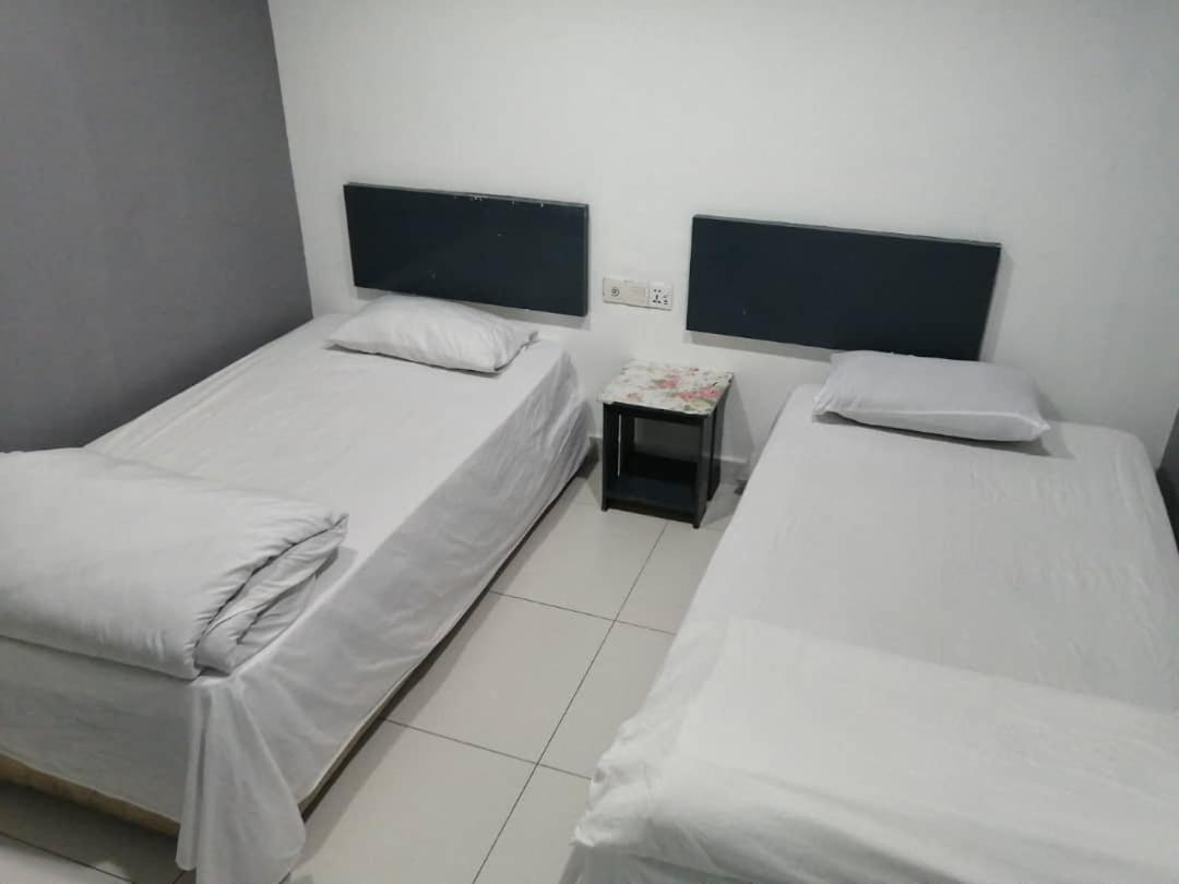 Hotel Rim Global Pj21 Kampong Baharu Sungai Way Dış mekan fotoğraf