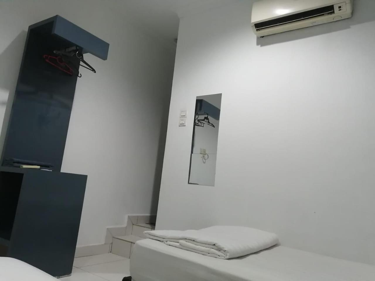 Hotel Rim Global Pj21 Kampong Baharu Sungai Way Dış mekan fotoğraf